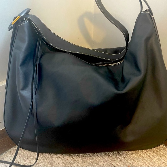 Banana Republic Ravello Oversized Shoulder Bag NWT - Picture 1 of 12